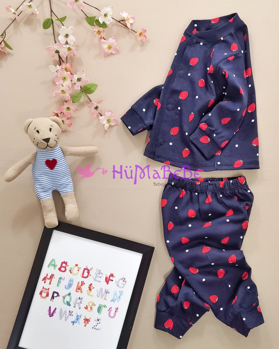Çilek Puantiye Uzun Kollu Çıtçıtlı Mevsimlik Bebe Pijama Takımı