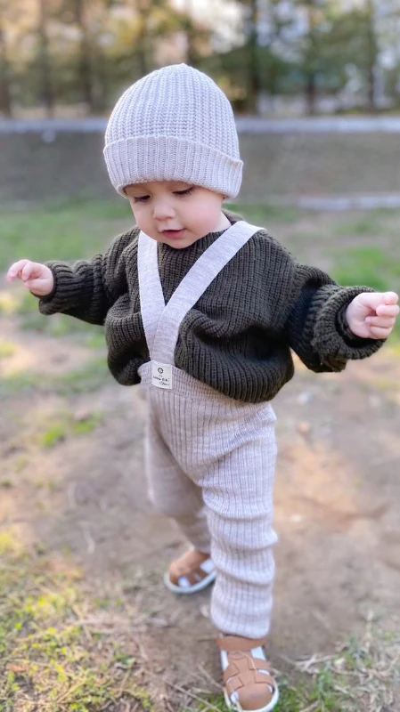 Çapraz ayarlanabilir askılı triko bebek salopet tayt 