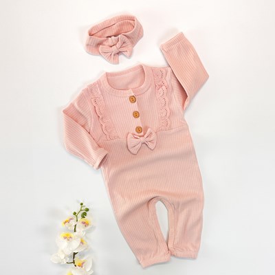 Fisto fiyonk detaylı alttan çıtçıtlı mevsimlik bandana tulum set 