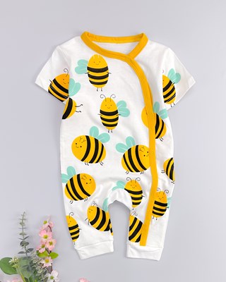 Arı baskılı boydan çıtçıtlı yazlık bebe tulum
