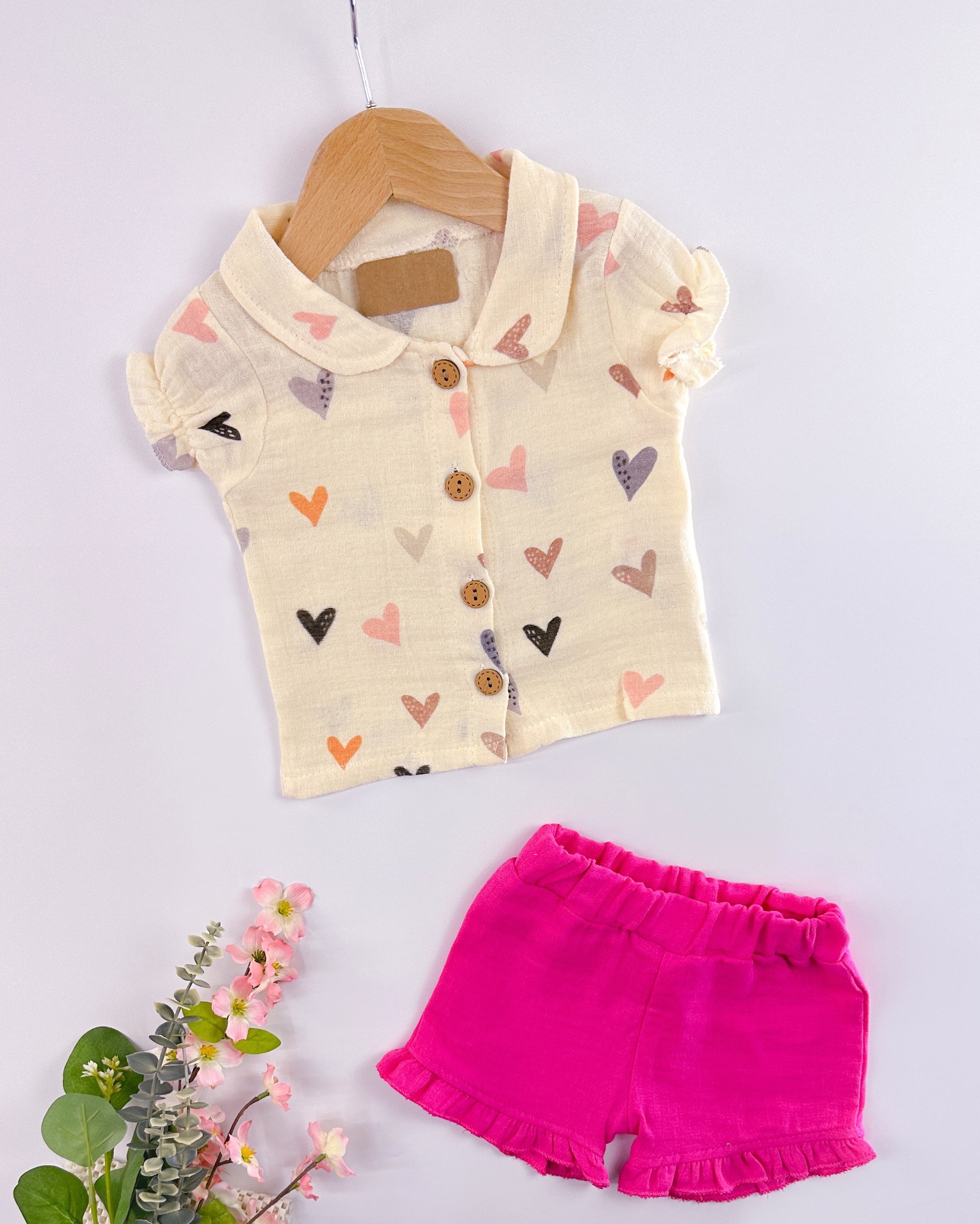 kalp desenli müslin gömlekli 2li yazlık kız bebe takım