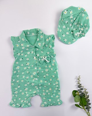 Papatya desen önden çıtçıtlı bebe yaka şapkalı müslin koz bebek tulum 