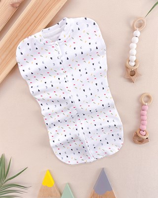 Harf desen boydan gizli fermuarlı yenidoğan penye kundak 