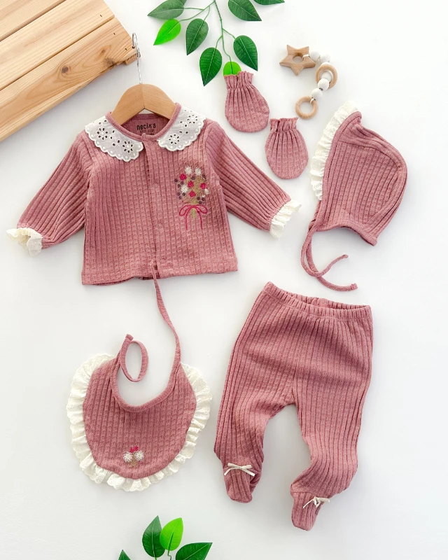 Renkli çiçek buketi fisto yakalı önden çıtçıtlı mevsimlik yenidoğan 5li set 