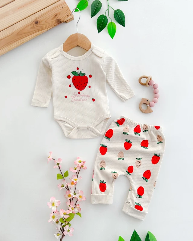 Strawberry sweet up omuzları çıtçıtlı fitilli kumaş mevsimlik 2li takım 