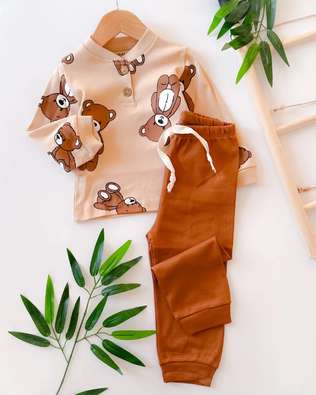 Teddy bear baskılı yakadan ahşap düğmeli mevsimlik 2li pijama takım 