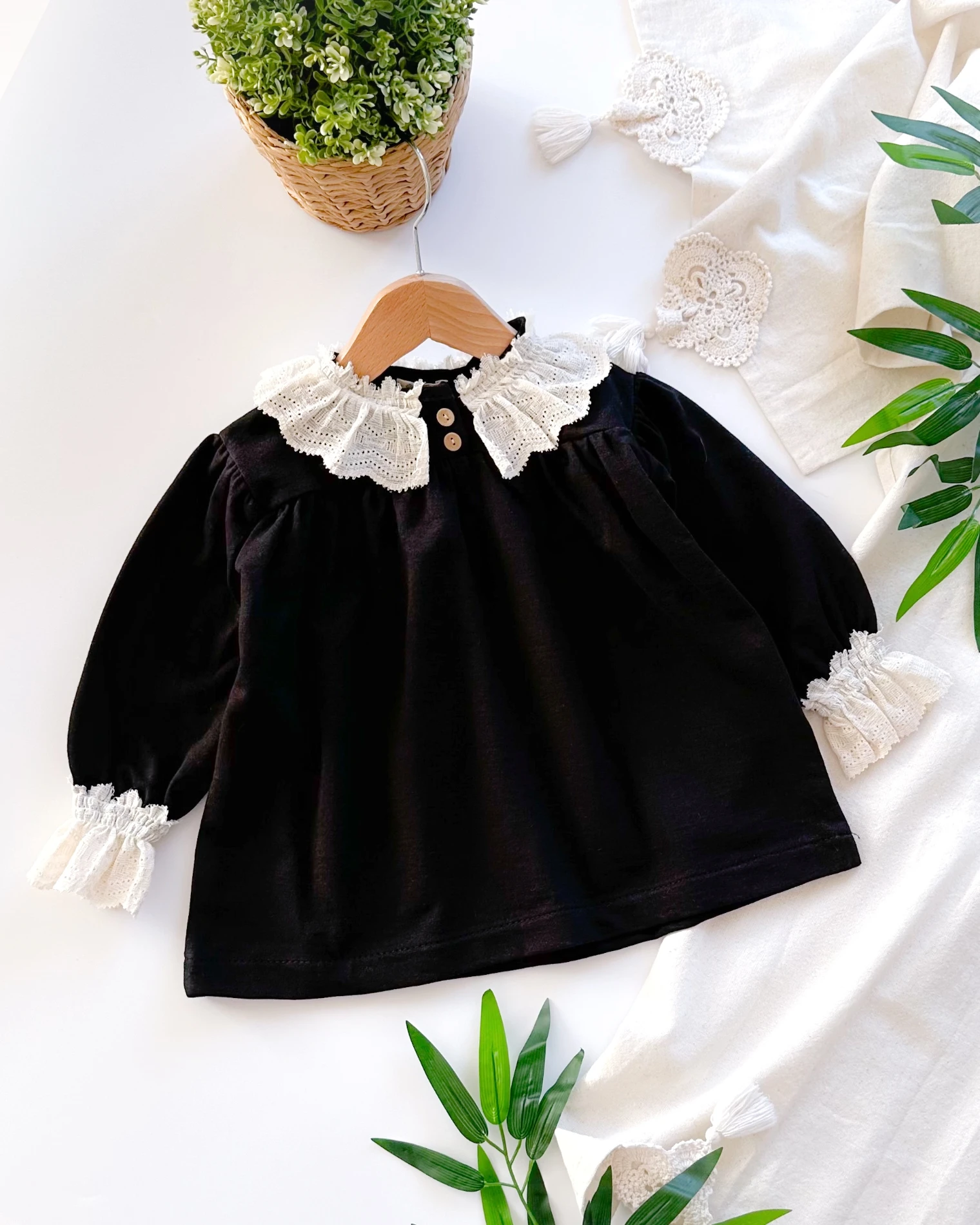 Vintage dantel kol ve yaka detaylı oversize mevsimlik elbise 