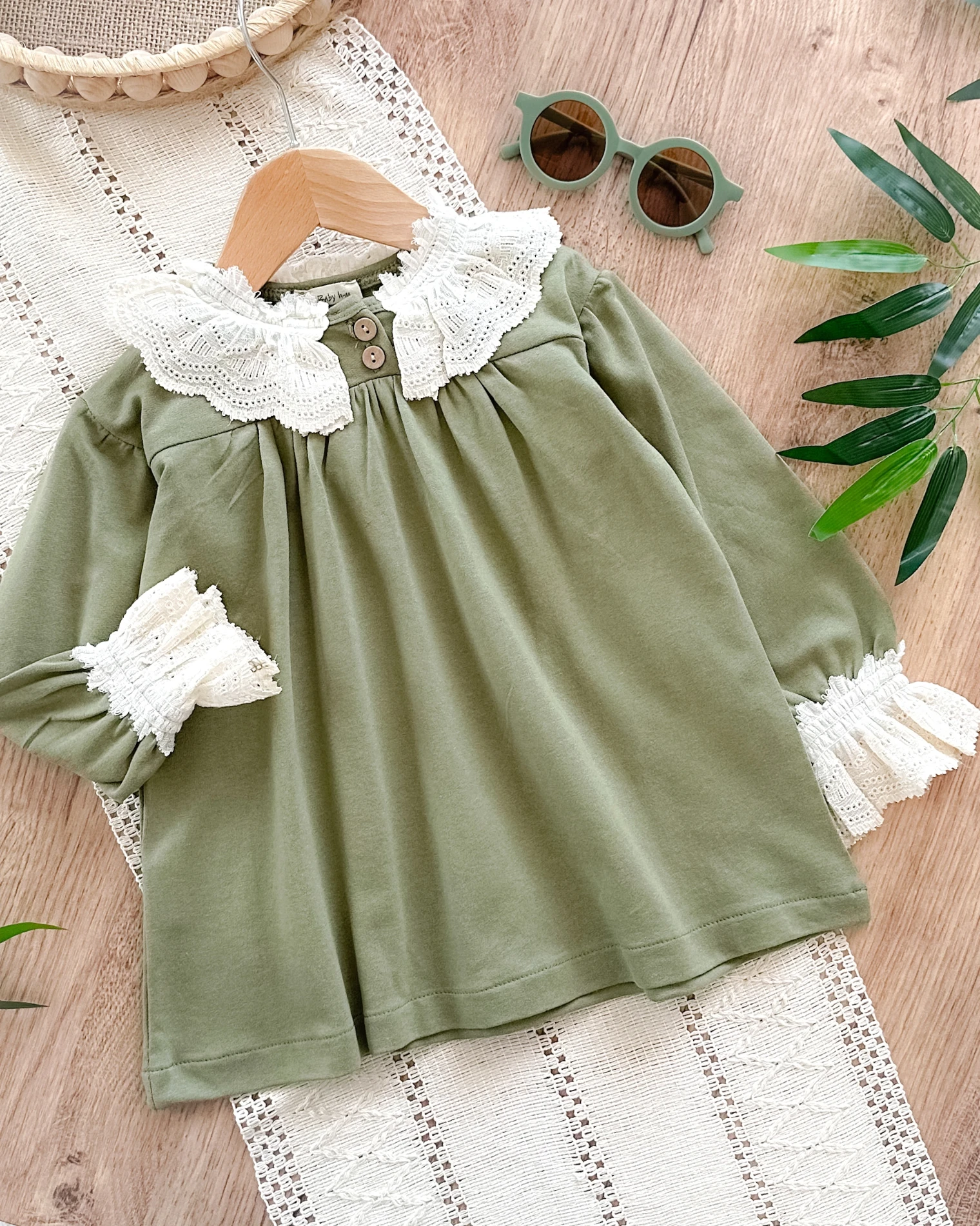 Vintage dantel kol ve yaka detaylı oversize mevsimlik elbise 