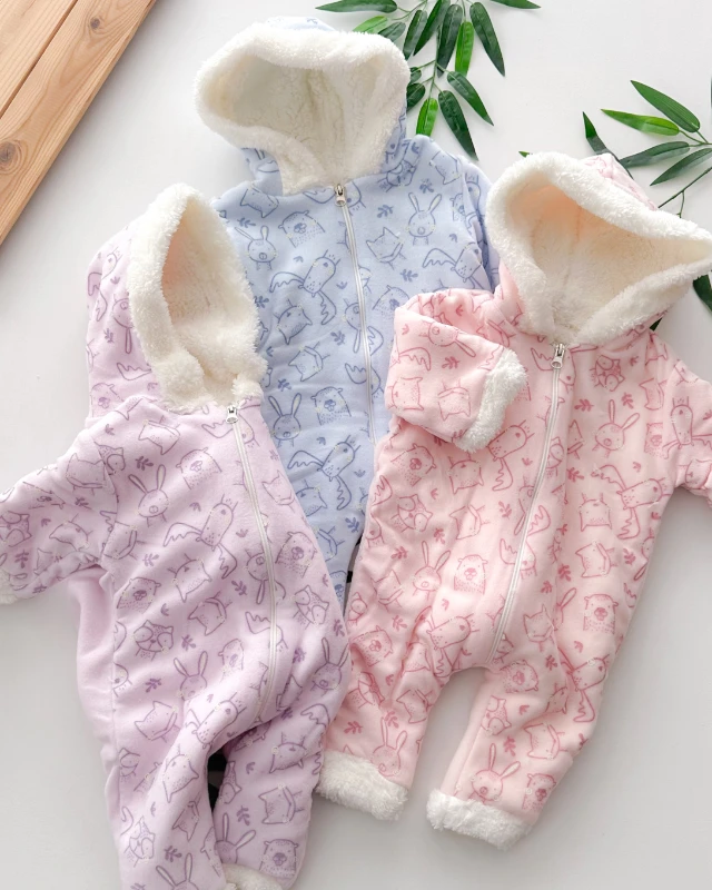 Dallar ve hayvanlar desen polar içi kürklü kapüşonlu boydan fermuarlı kışlık tulum