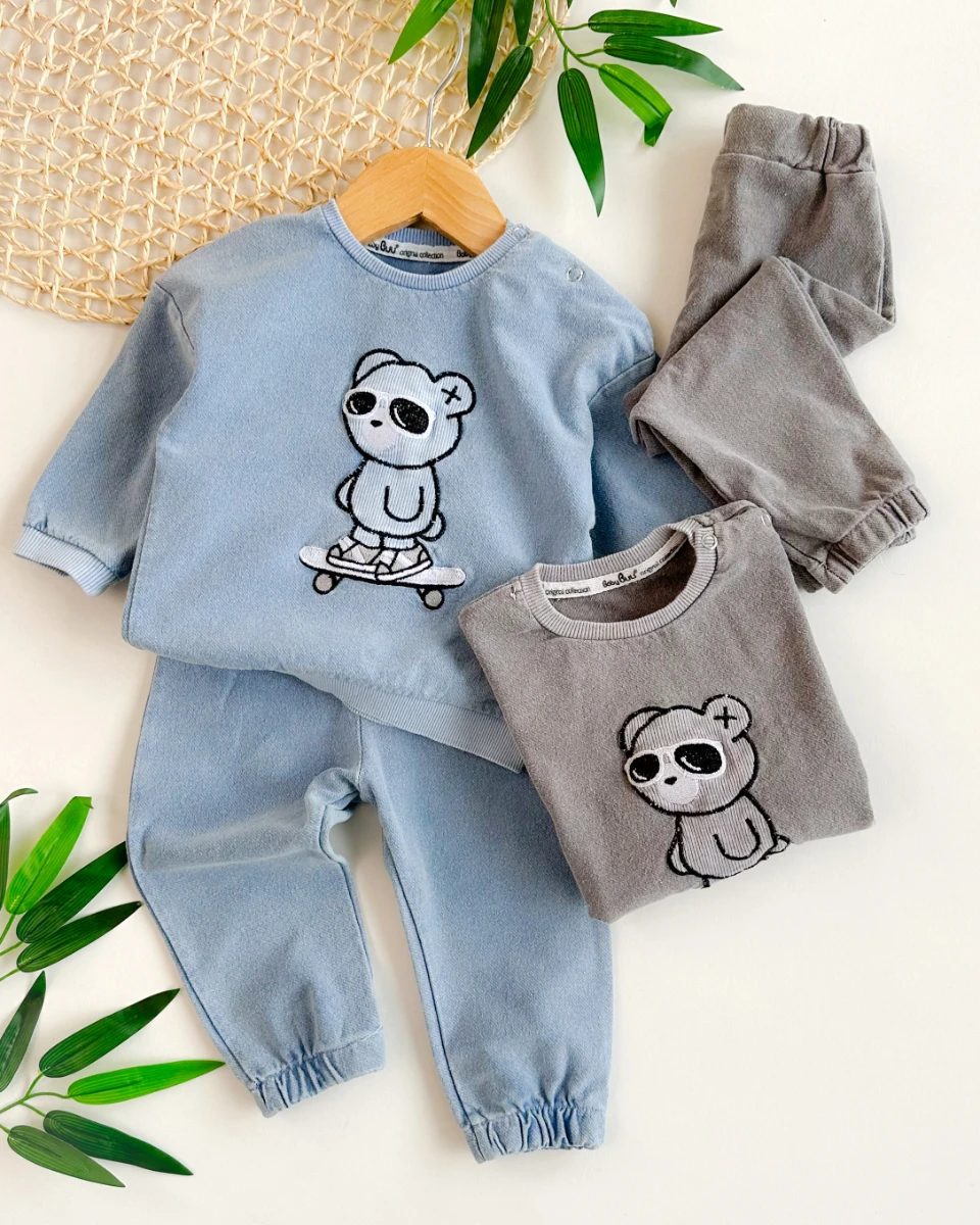 Gözlüklü tarz ayıcık nakışlı omuzdan çıtçıtlı mevsimlik 2 parça takım