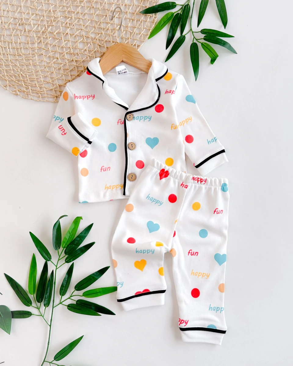 Happy fun renkli benekli ve kalpler desenli önden düğmeli 2 parça pijama takımı
