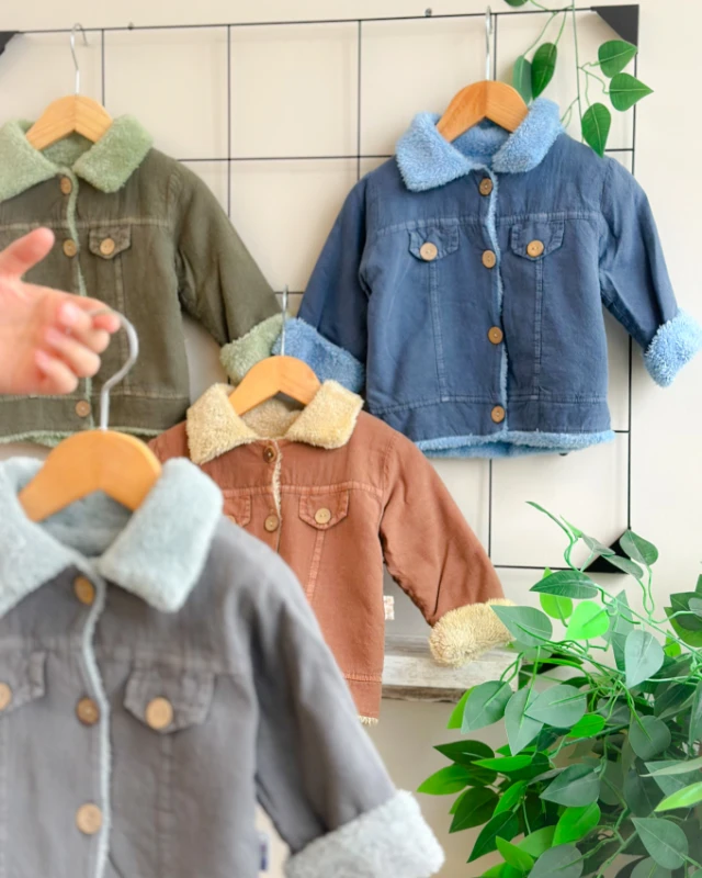 İçi kürklü ahşap düğme detaylı gabardin cool ceket 