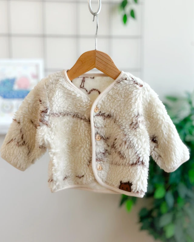 Çift taraflı giyilebilir peluş kışlık hırka