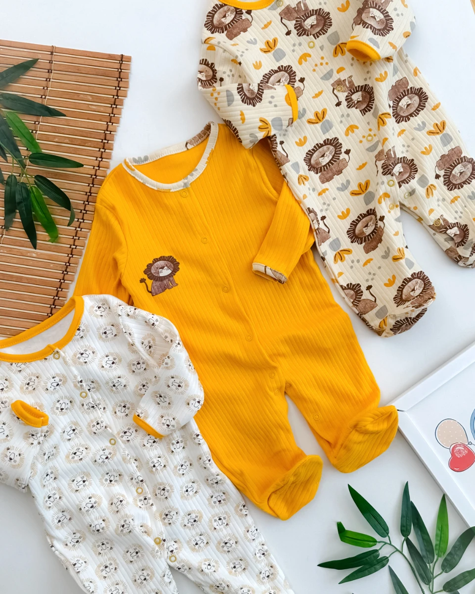 Minik aslan suratlar boydan çıtçıtlı ayaklı mevsimlik 3 lü tulum set 