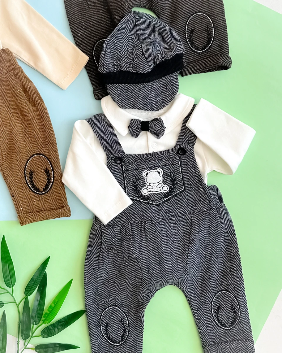 Kasket şapka detaylı ayıcık figürlü 4 parça salopet set 