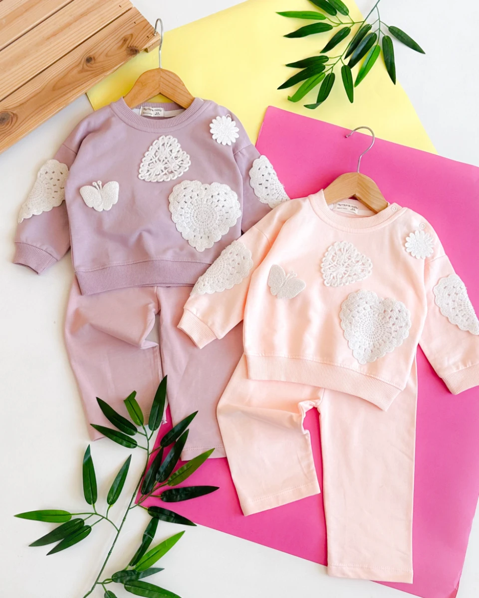 Örgü motifler detaylı omuzdan çıtçıtlı mevsimlik 2li takım 