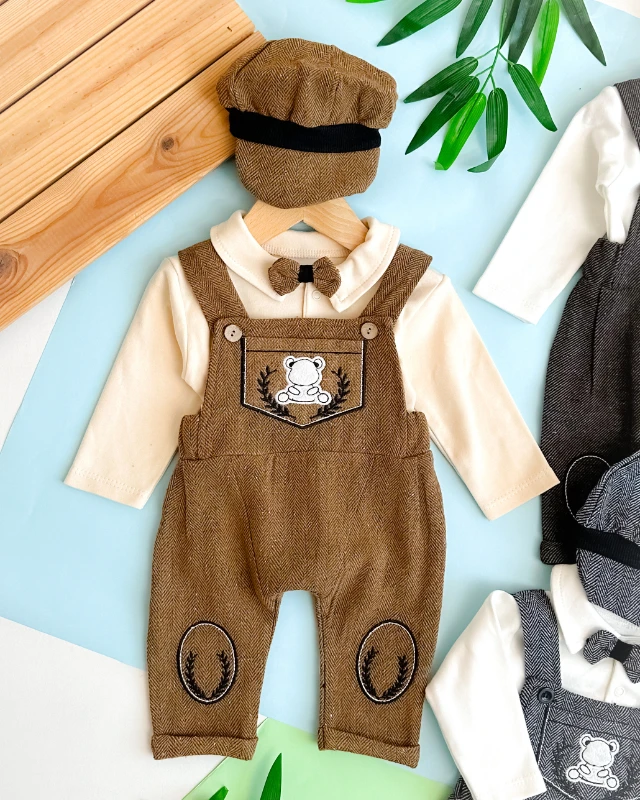 Kasket şapka detaylı ayıcık figürlü 4 parça salopet set 