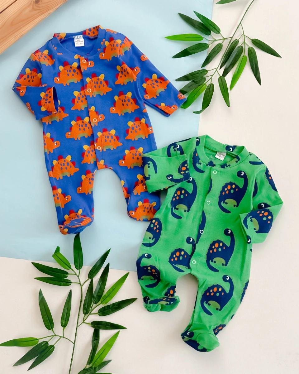 Renkli dinolar baskılı boydan çıtçıtlı ayaklı mevsimlik 2 parça tulum set 