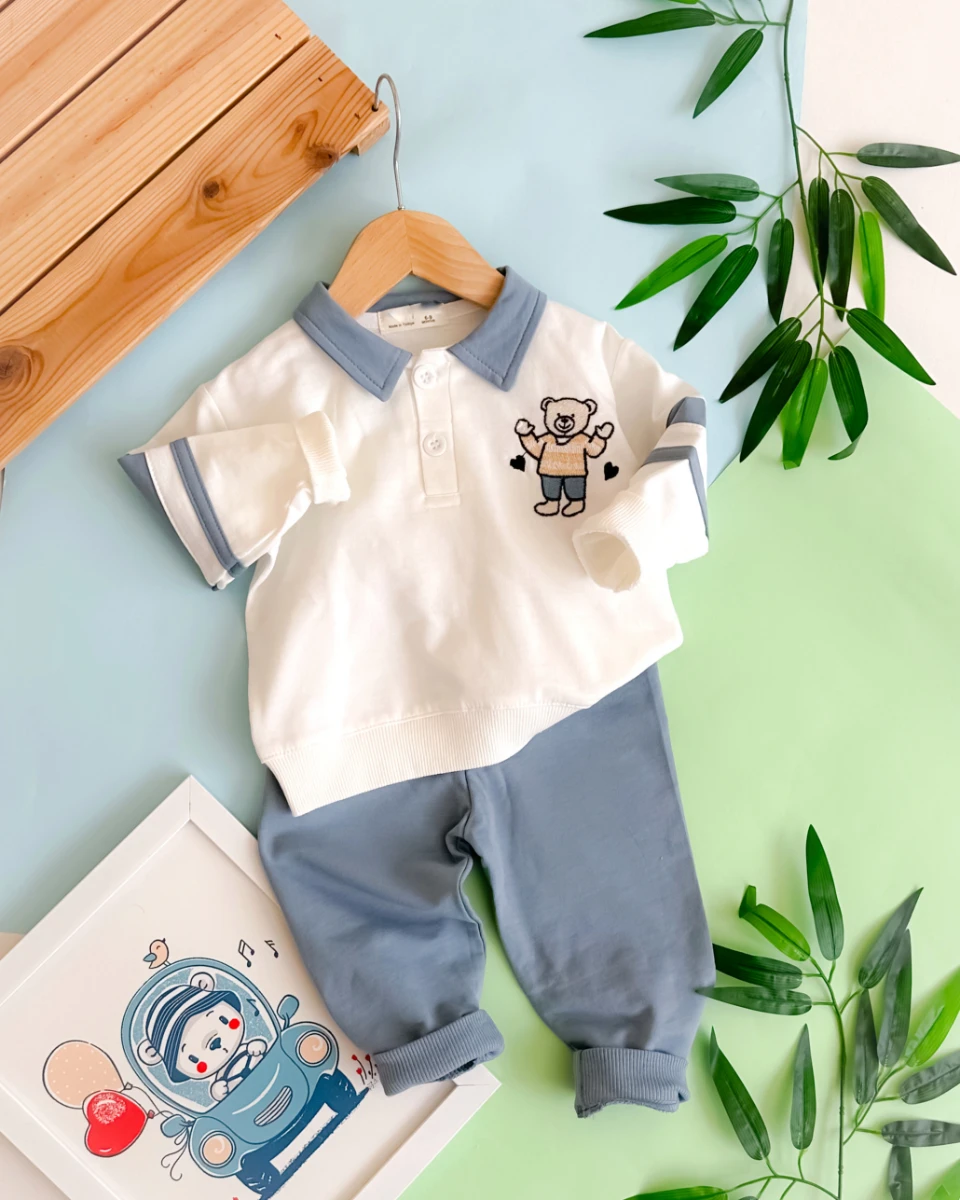 Ayı ve kalp nakış işlemeli önden düğmeli mevsimlik 2 parça takım