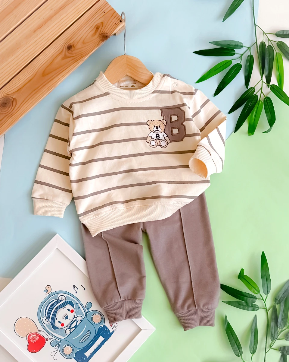 B harfli bear nakışlı omuzdan çıtçıtlı mevsimlik 2 parça takım