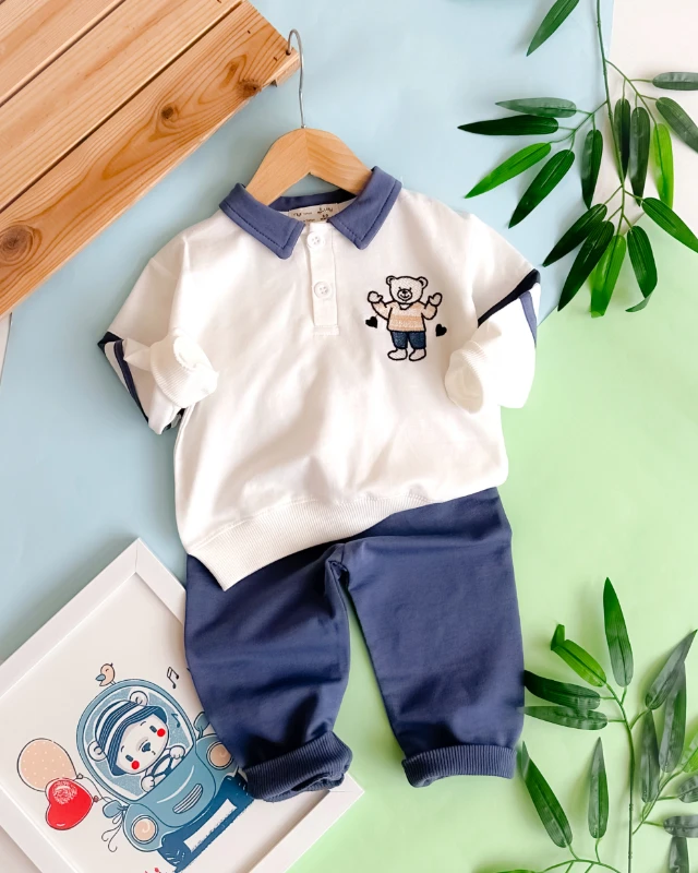 Ayı ve kalp nakış işlemeli önden düğmeli mevsimlik 2 parça takım