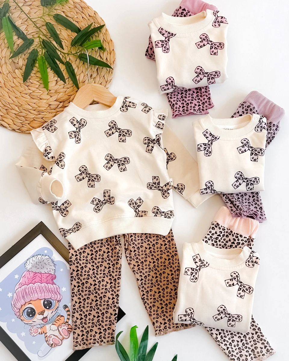 Fiyonk leopar baskılı omuzdan çıtçıtlı mevsimlik 2 parça takım