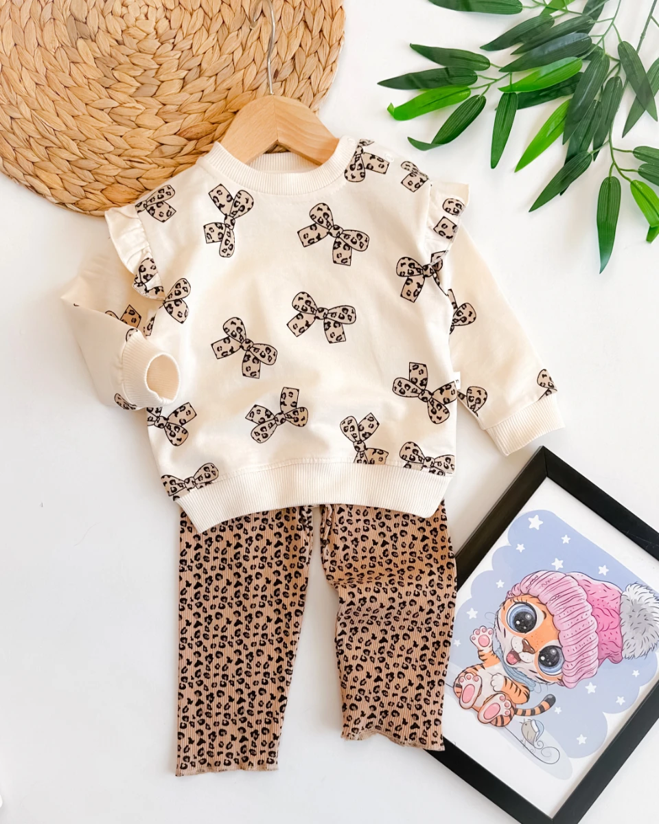 Fiyonk leopar baskılı omuzdan çıtçıtlı mevsimlik 2 parça takım