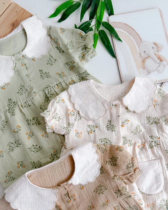 Yeşil dallar desen boydan çıtçıtlı muslin yazlık tulum 