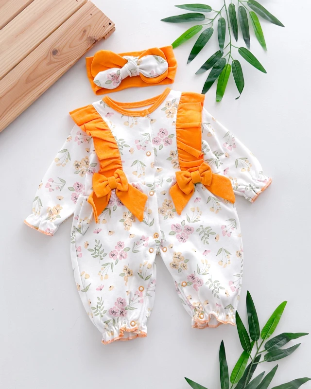 Renkli çiçekli buketler boydan çıtçıtlı mevsimlik bebe tulum 