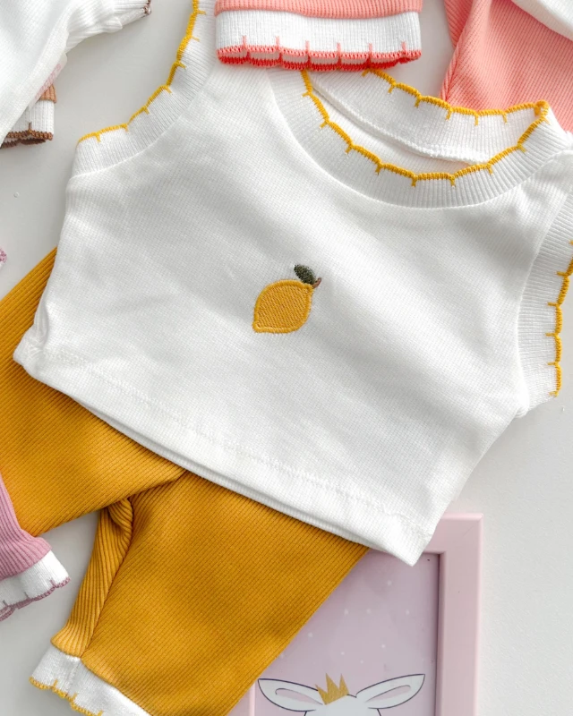 Çılgın meyveler ribana kumaş crop ve şortlu yazlık 2 parça takım