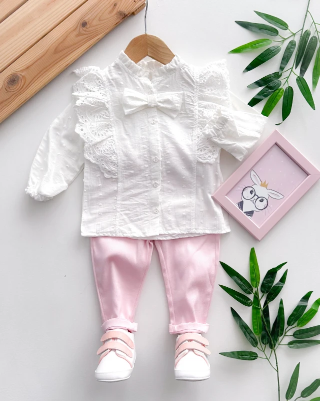 Fiyonk ve güpür detaylı çiçek düğme poplin gömlekli mevsimlik 2 parça takım 