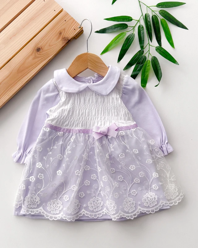 Dantel tül detaylı bebe yaka arkadan çıtçıtlı mevsimlik elbise