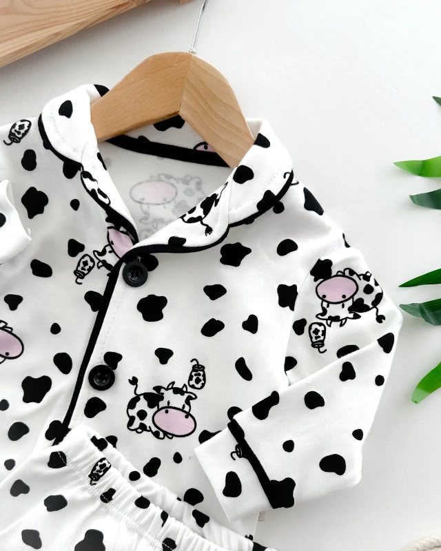 Şirin inek baskılı önden düğmeli mevsimlik 2 parça pijama takımı