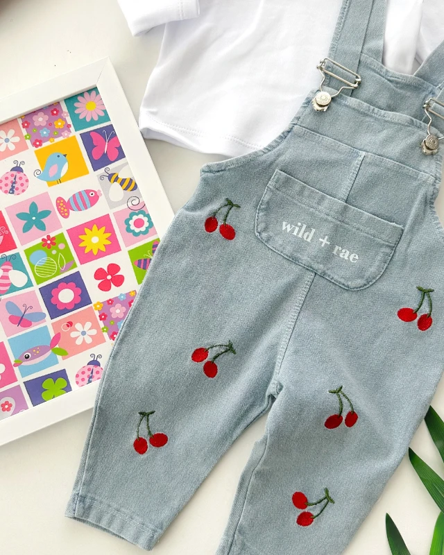 Kiraz nakışlı cep detaylı uzun kollu örme kot kumaş 2 parça set