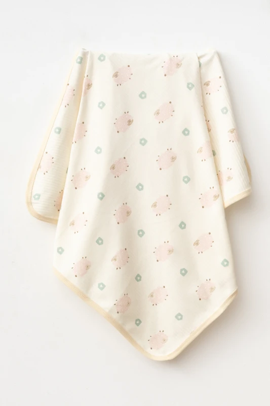 Sevimli kuzular kenarları biye detay tek kat penye battaniye (80*90)