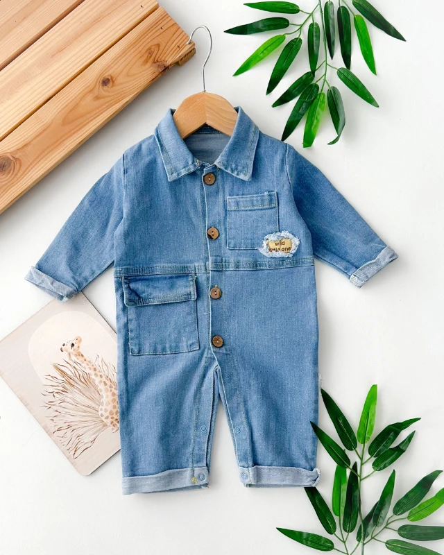 Wild little one armalı ahşap düğme alttan çıtçıtlı mevsimlik kot tulum