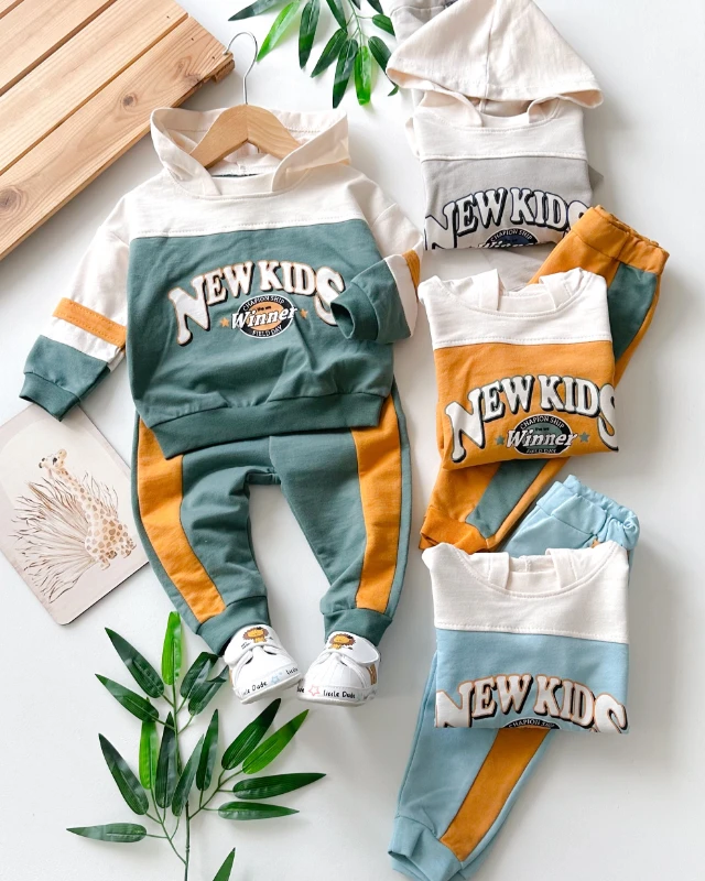 New kids winner baskılı kapüşonlu mevsimlik 2 parça takım