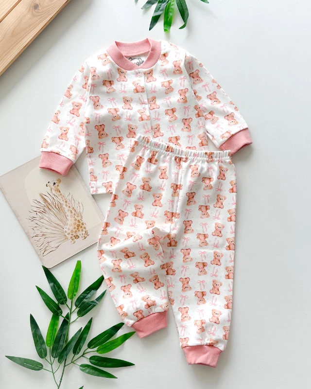 Pembe kurdela ayıcık baskılı önden çıtçıtlı mevsimlik 2 parça pijama takımı