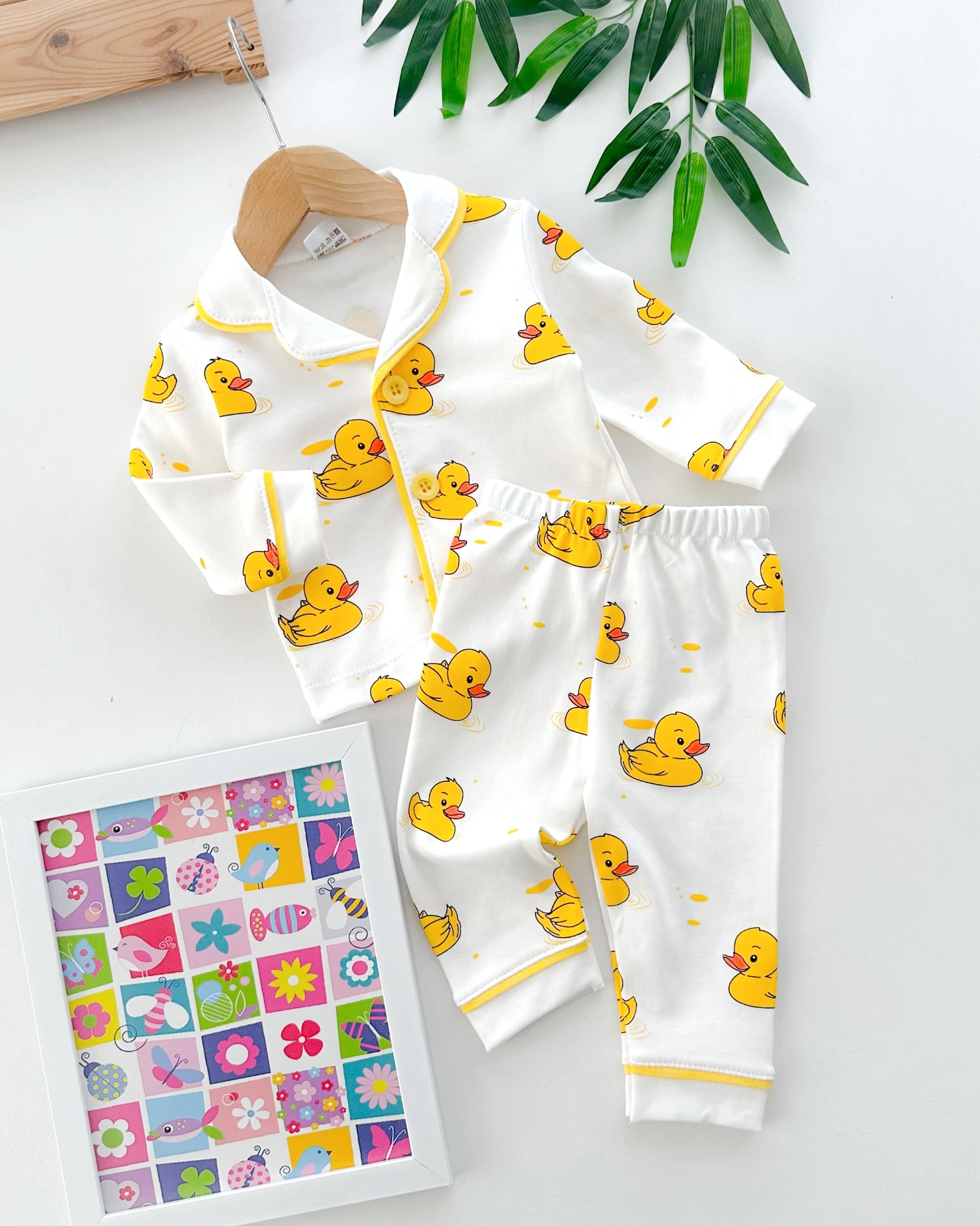 Sevimli ördek baskılı önden düğmeli mevsimlik 2 parça pijama takımı 