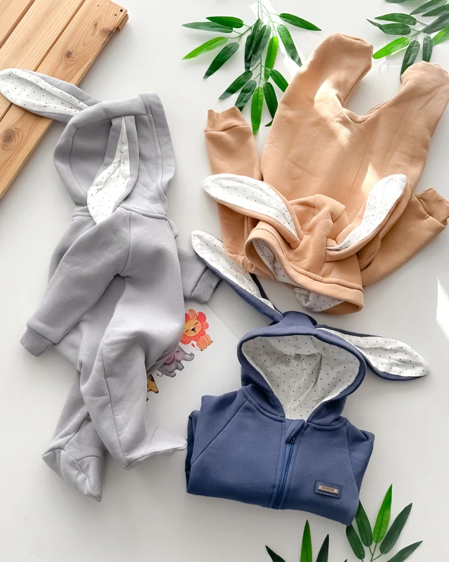 Rabbit ear kapüşon içi puantiye detaylı boydan fermuar ayaklı kışlık tulum