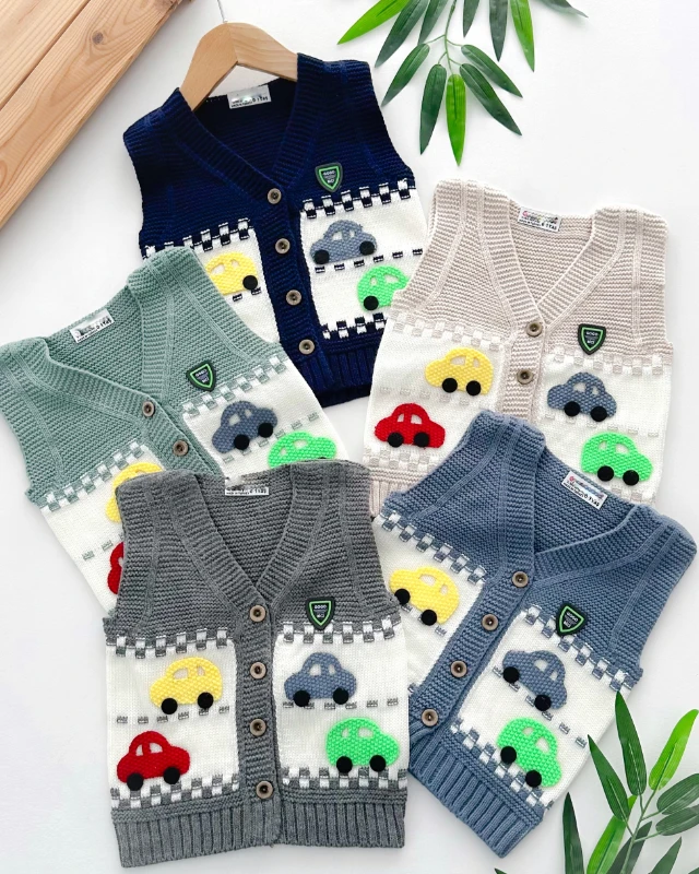 Renkli car kabartmalı önden düğmeli örme kışlık yelek