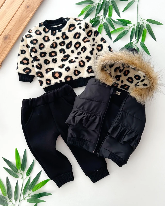 Kapüşonu tüylü robadan fırfırlı peluş leoparlı kışlık 3 parça takım