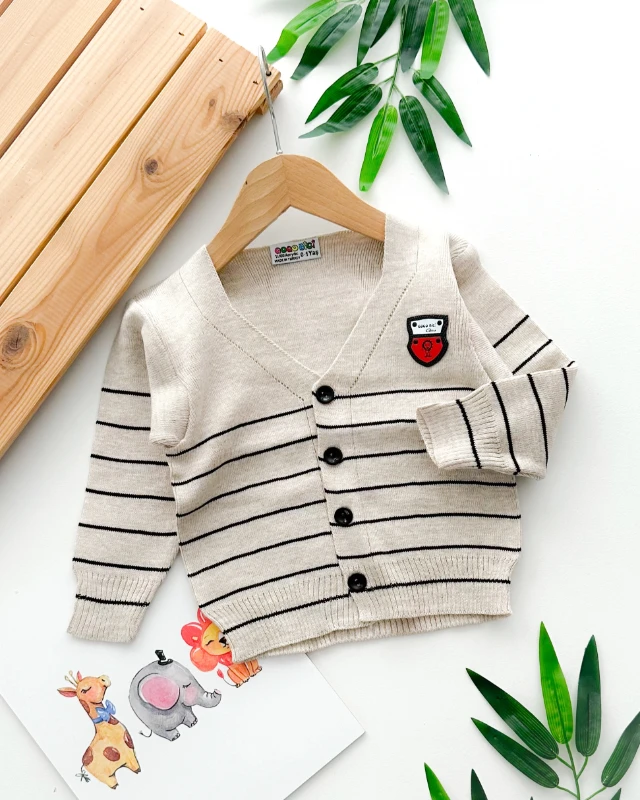 Çizgili önden düğmeli v yaka triko hırka