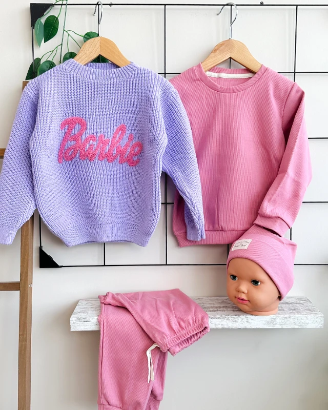 Barbie nakışlı triko kazak ve ribana kumaş 4lü kız çocuk kombin takım