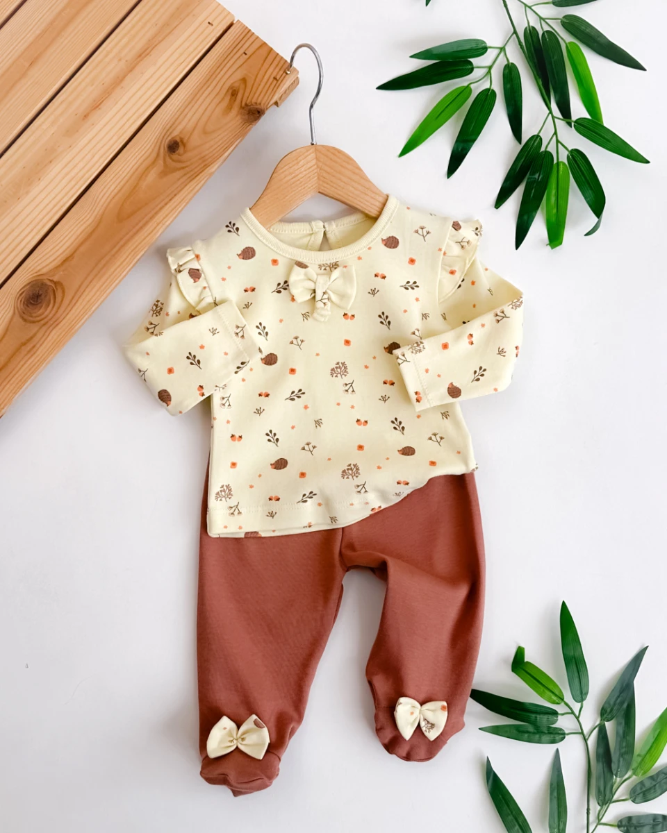 Sevimli fiyonk detaylı 2li kız bebe takım