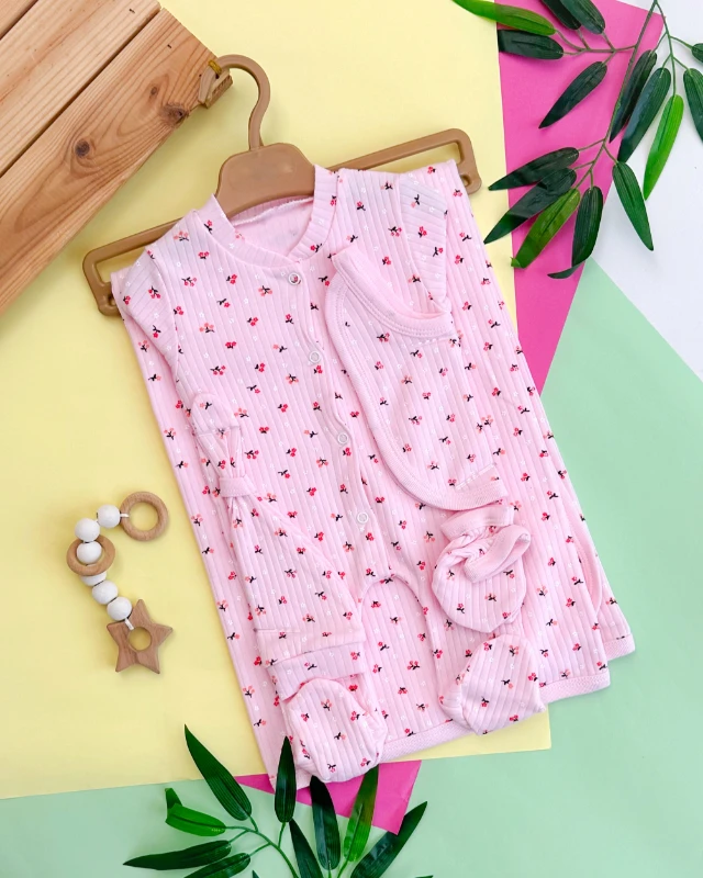 Küçük çiçek bahçesi baskılı tulumlu fitilli kumaş mevsimlik 5 parça set 