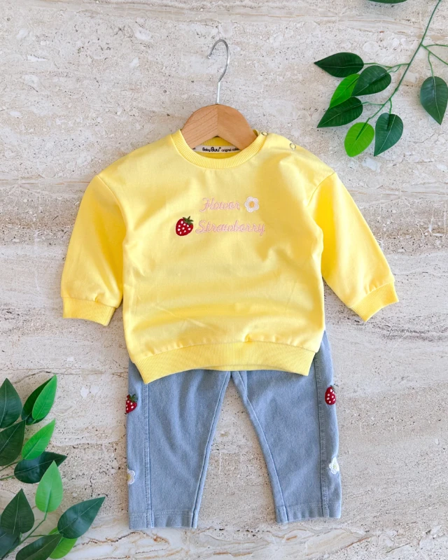 Çilek papatya nakış detay örme kot taytlı iki ip sweat mevsimlik 2 parça bebe takım 