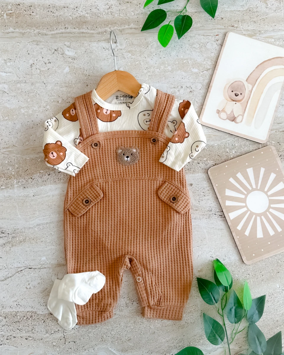 Ayıcık detay alttan çıtçıtlı çorap hediyeli mevsimlik 2 parça salopet set 