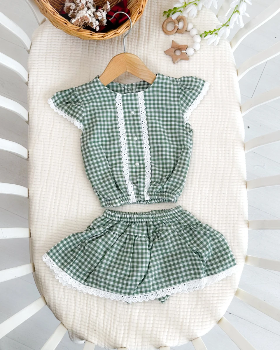 Pötikare dantel detaylı kendinden kilotlu yazlık 2li kız bebe takım