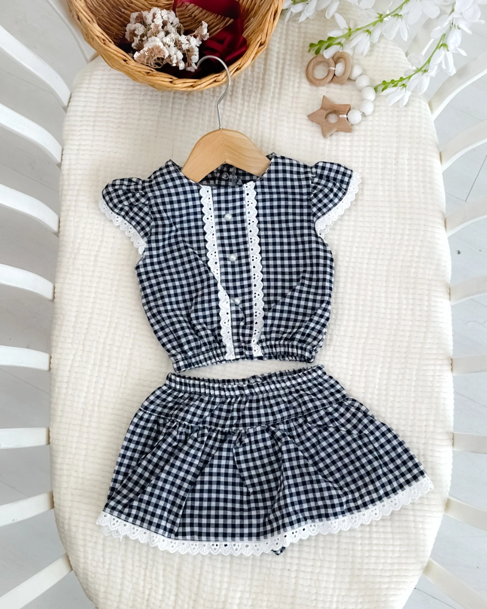 Pötikare dantel detaylı kendinden kilotlu yazlık 2li kız bebe takım